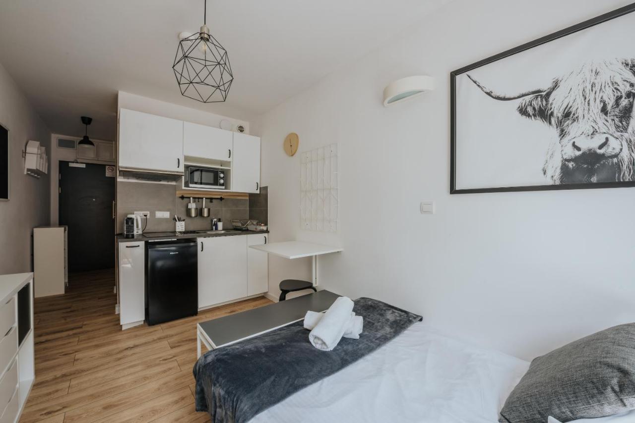 Aparthotel Mikro Aparty Bezplatny Parking Breslau